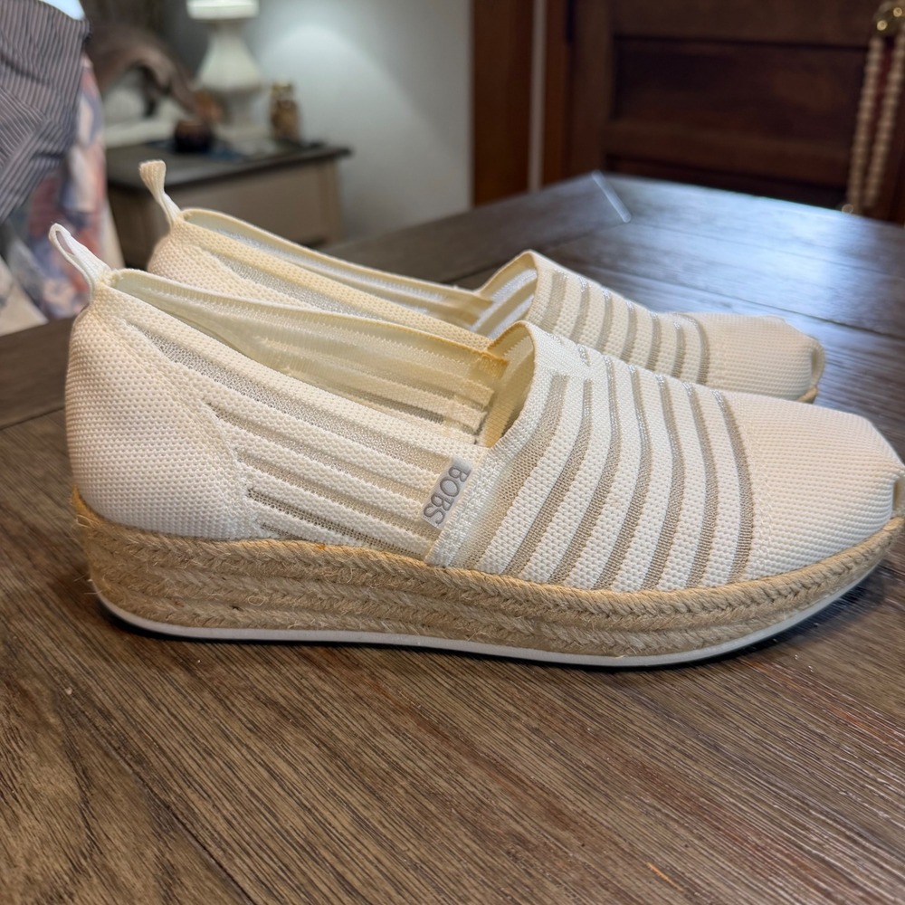 BOBS from Skechers Highlights 2.0 Yacht Master White Espadrille Wedge Shoes 7.5